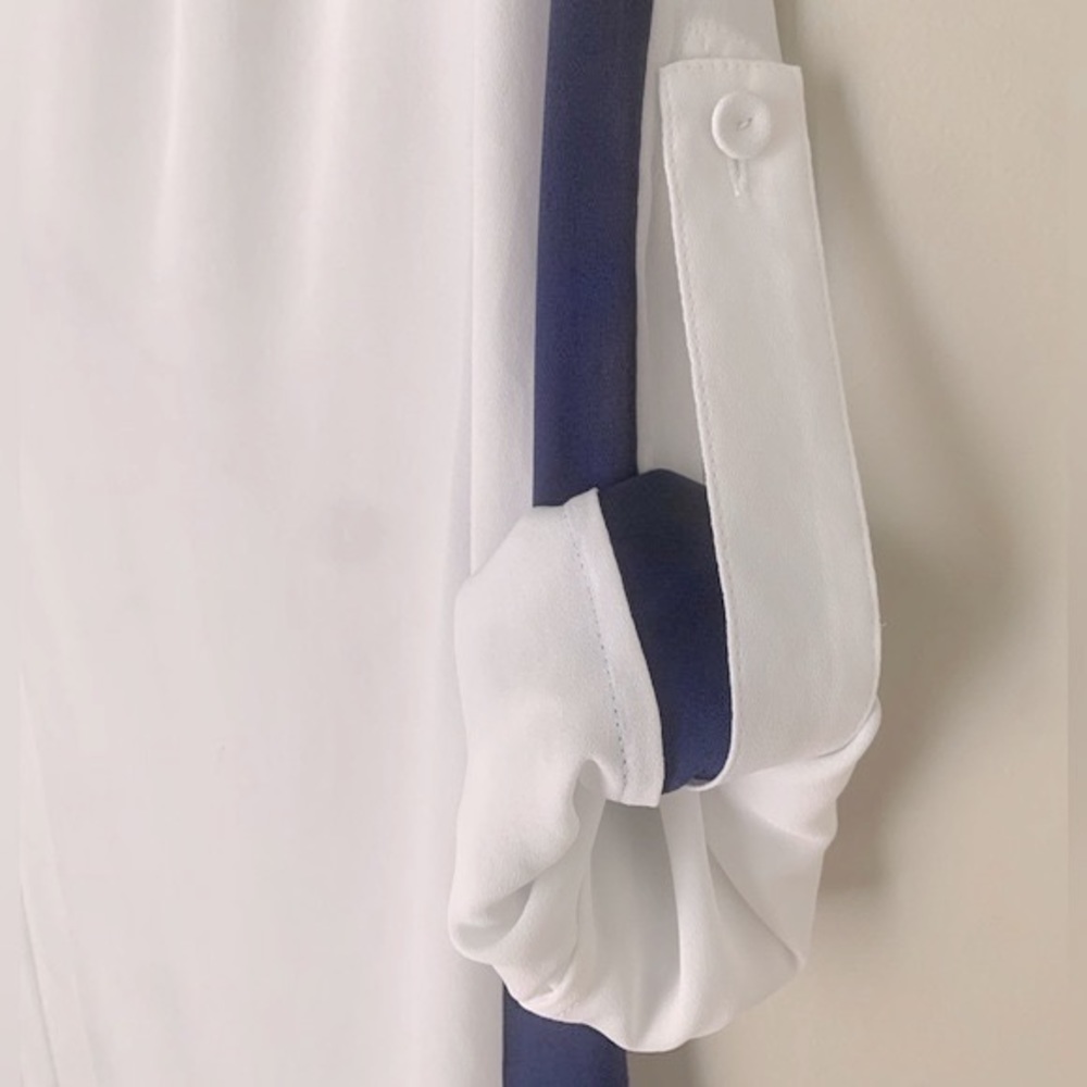 BCBG Maxazria size XS blouse - Picture 14 of 16